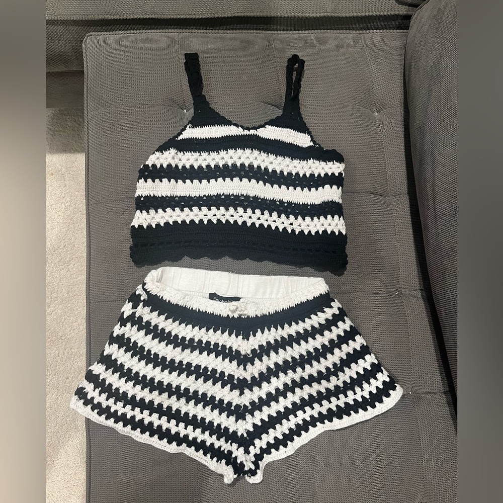 Black and white tank and shorts set from global love.